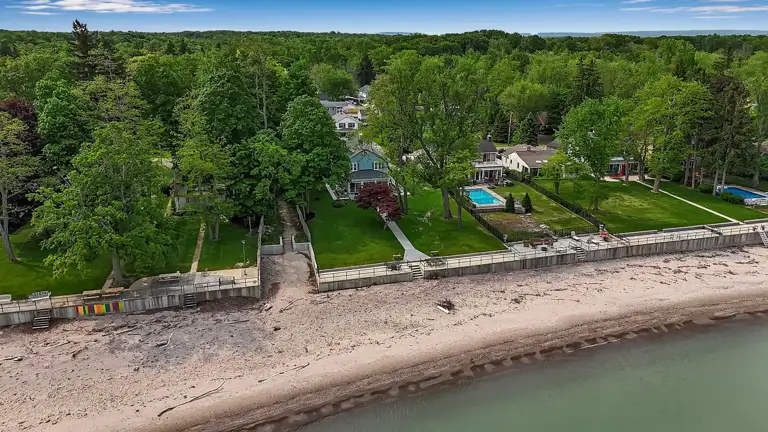 sky view from the Lake Erie